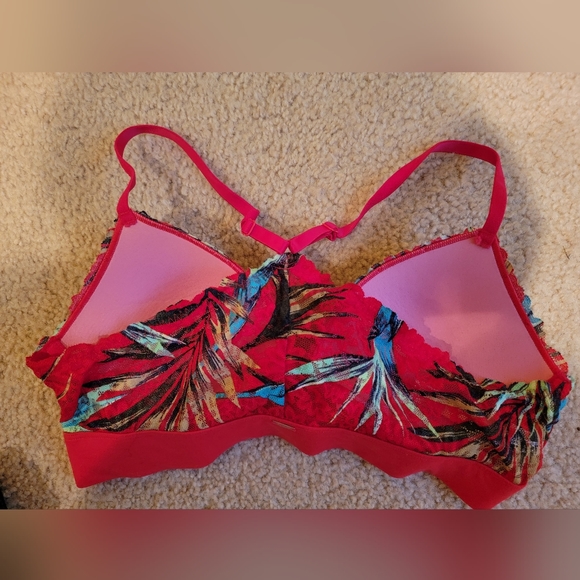 Victoria's Secret PINK Tropical Bralette - Picture 2 of 3
